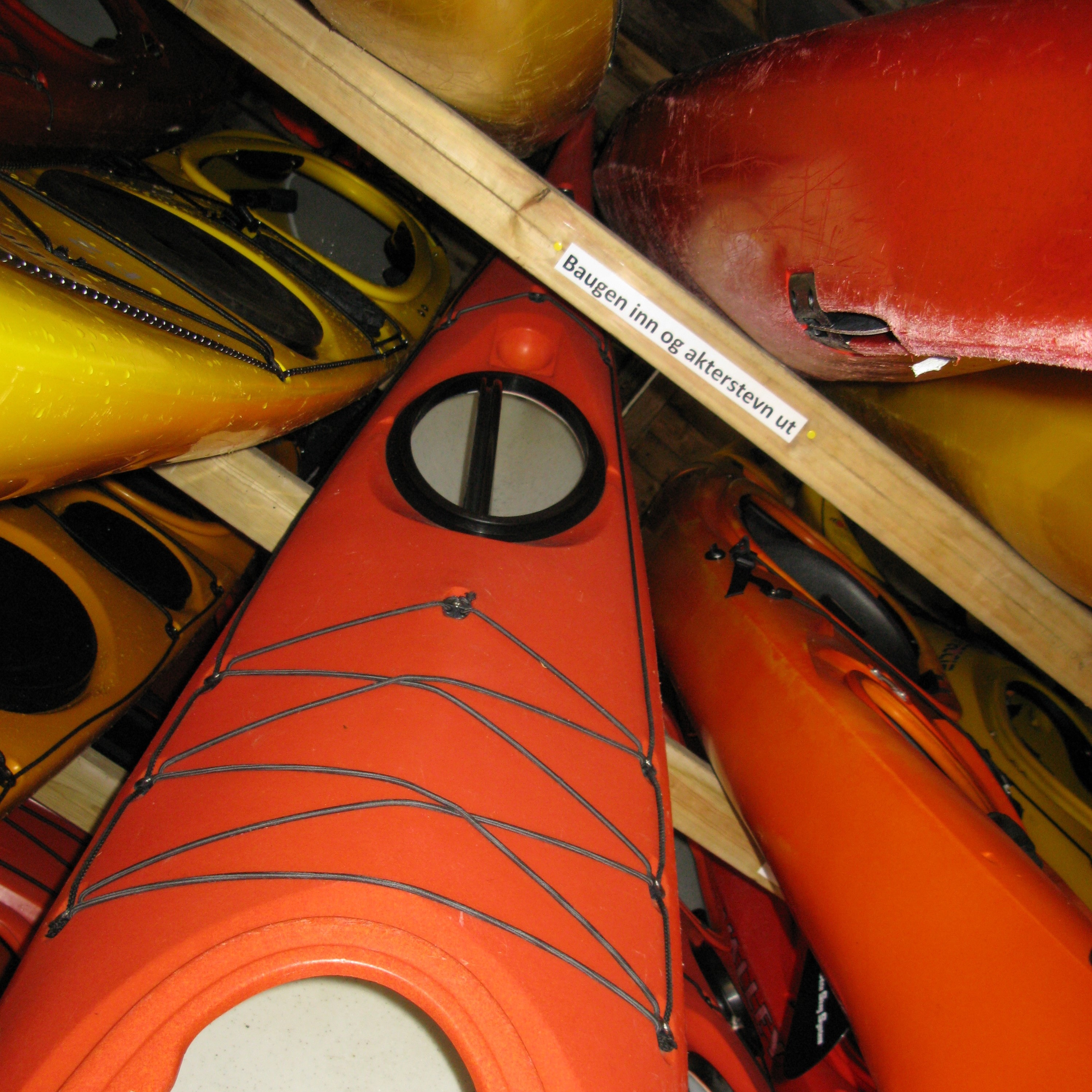 Image for Medlemmer kan låne klubbutstyr.